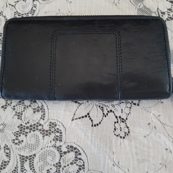 Karen Millen Black Leather Zip Around Wallet - Picture 2 of 8